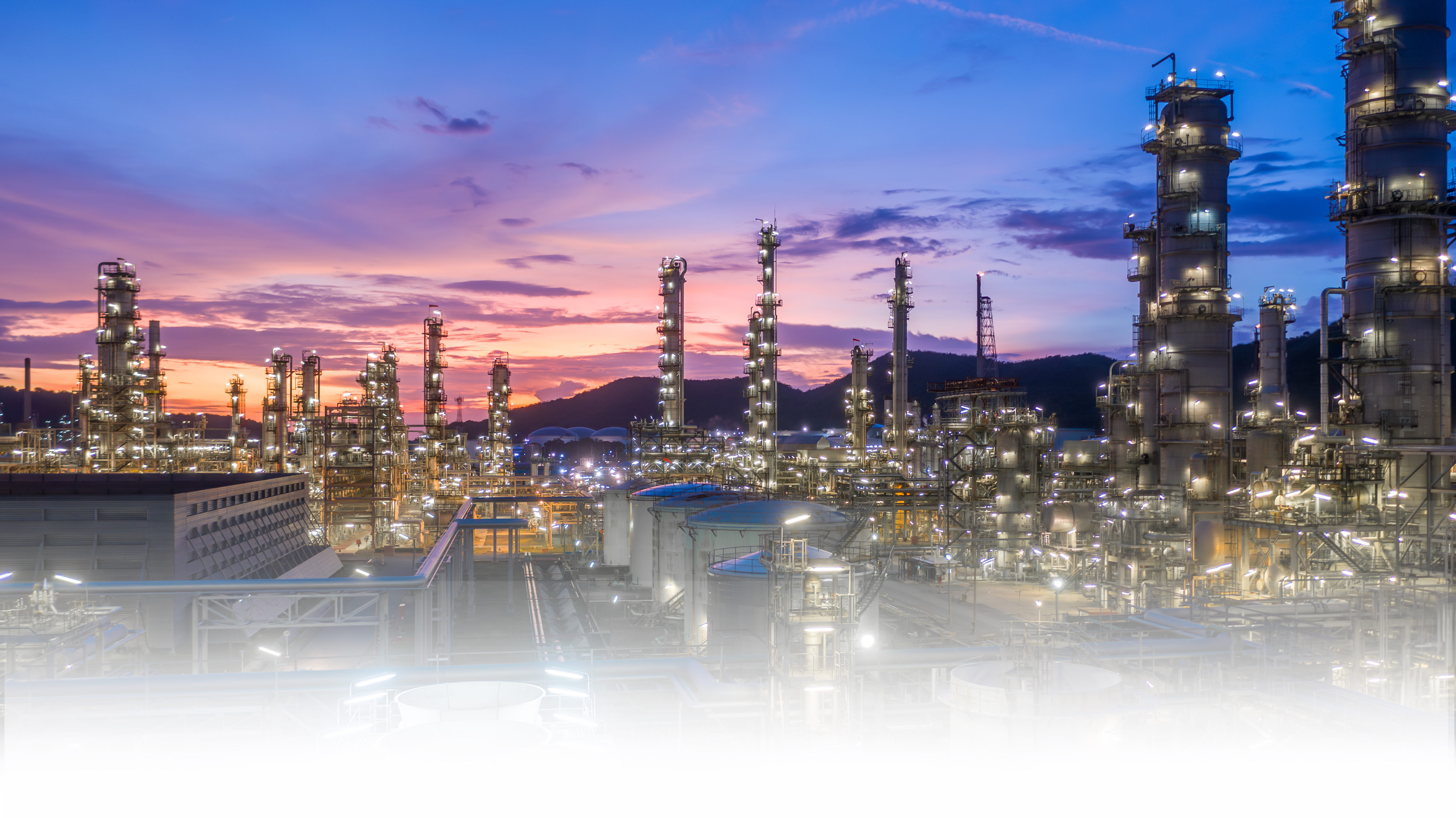 Refinery-Grade vs Petrochemical-Grade Decontamination: What’s the Difference?